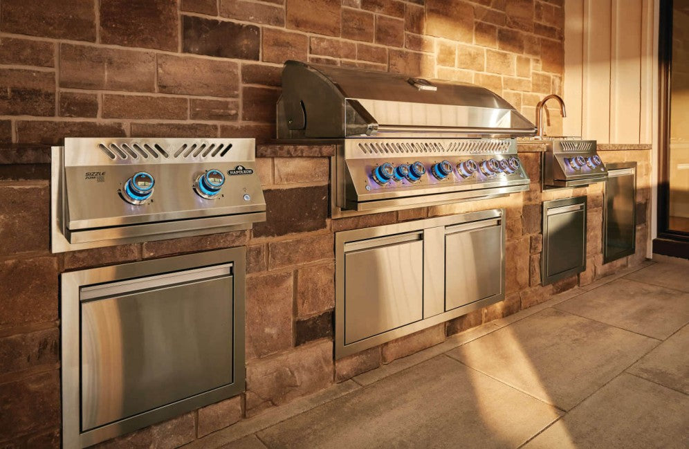 Napoleon Single Door 18" X 16"