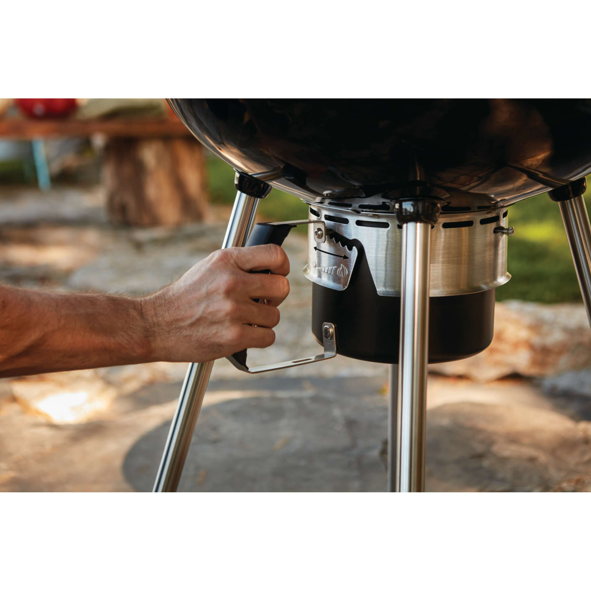 Napoleon 22" Charcoal Kettle Grill, Black