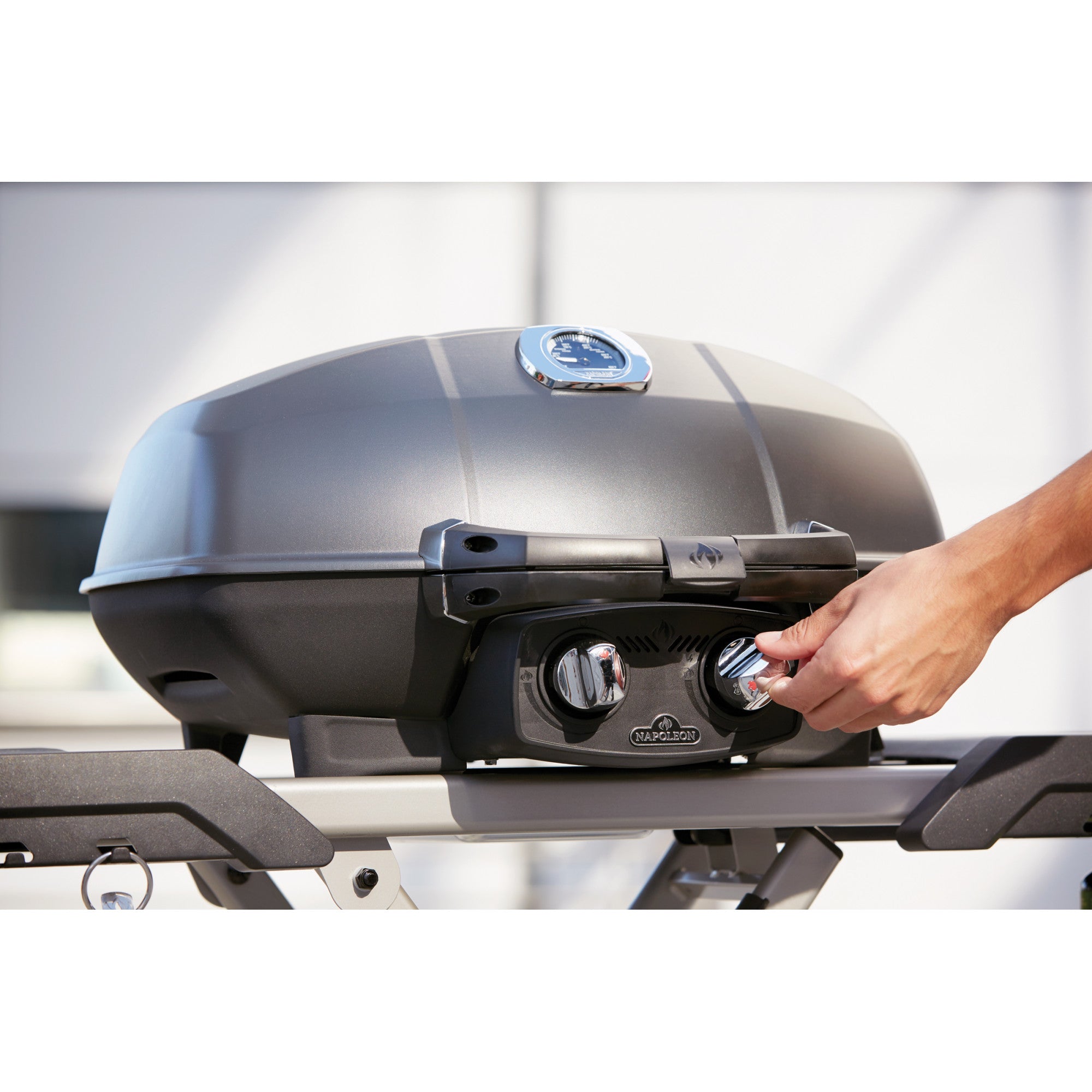 Napoleon TravelQ™ PRO285 Portable Propane Gas Grill, Black