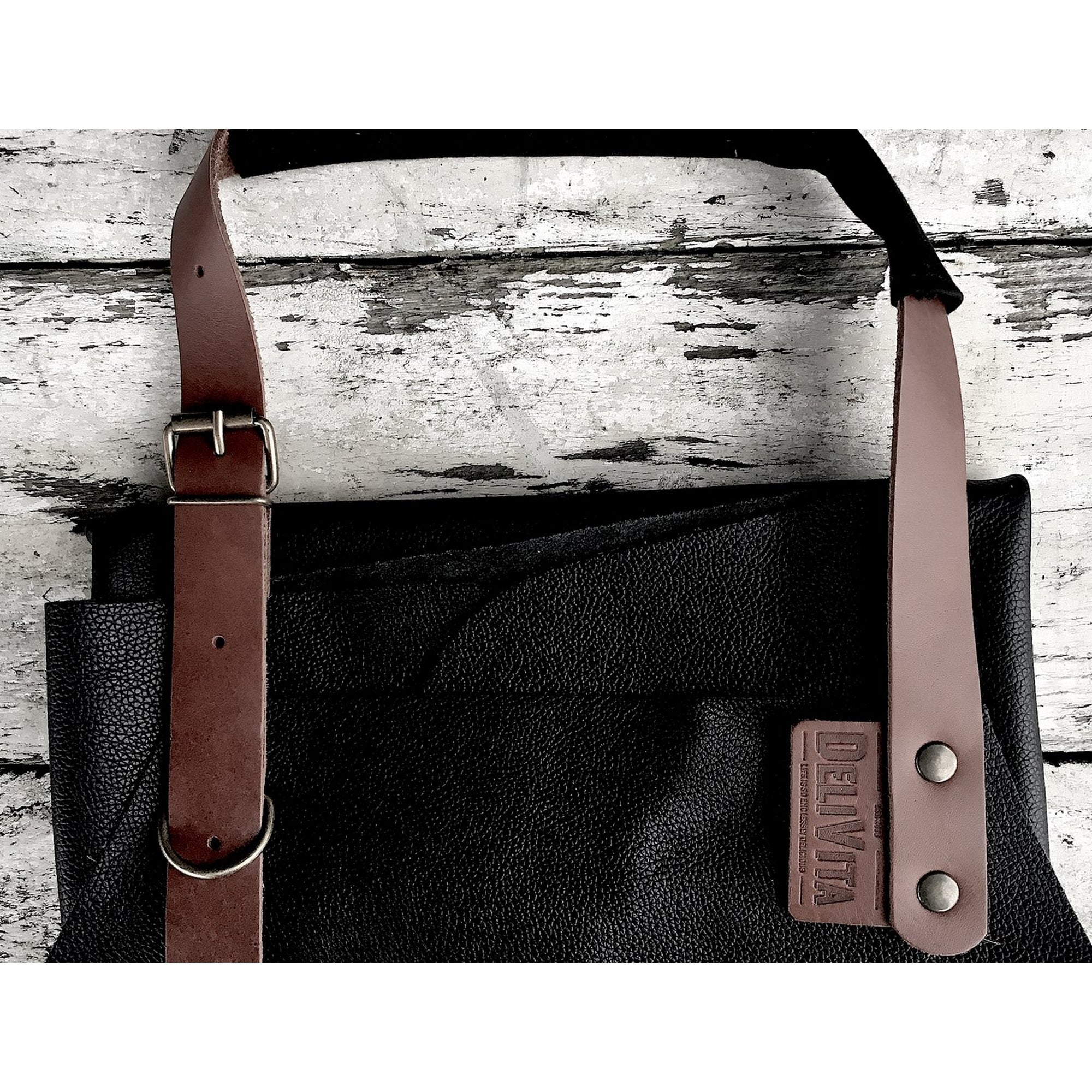 DeliVita Leather Apron